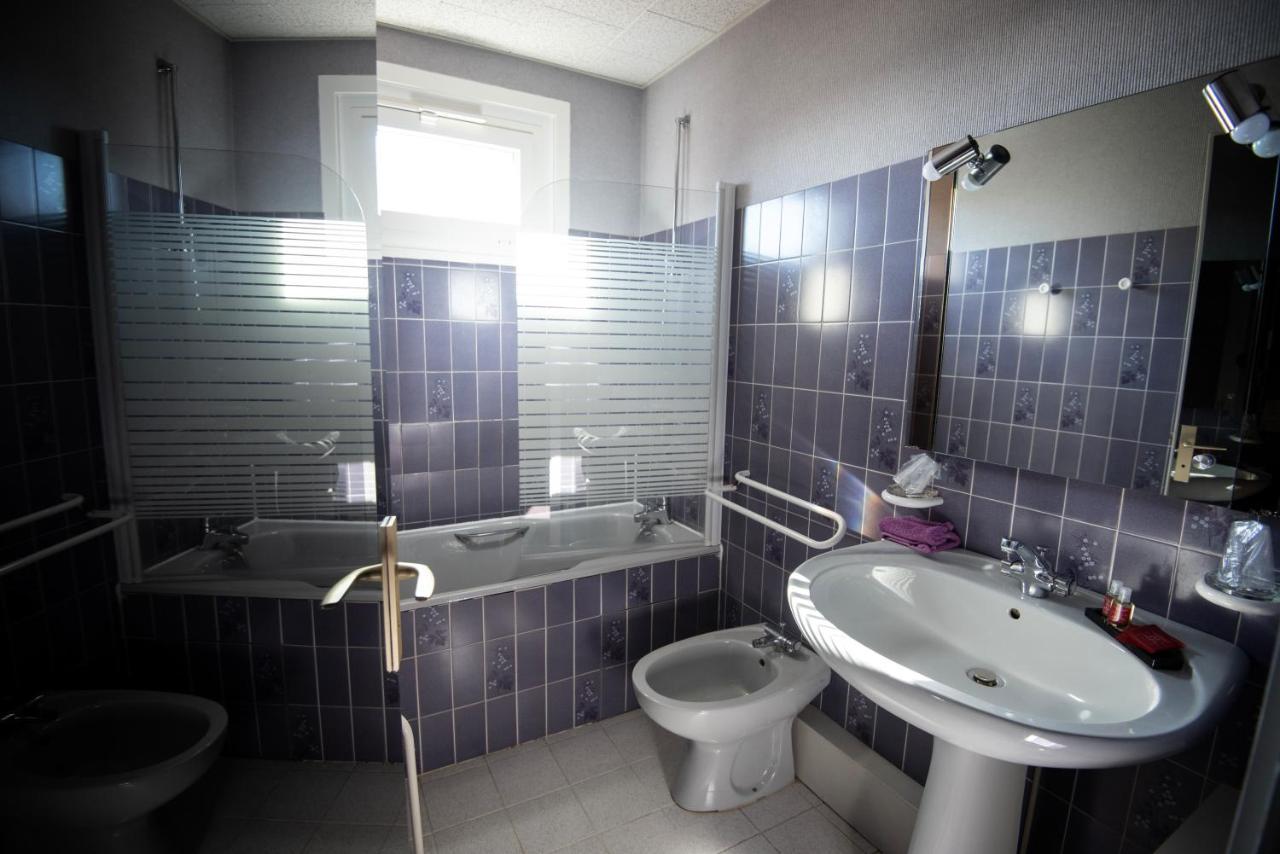 Hotel Restaurant Saint-Benoit Gueugnon المظهر الخارجي الصورة