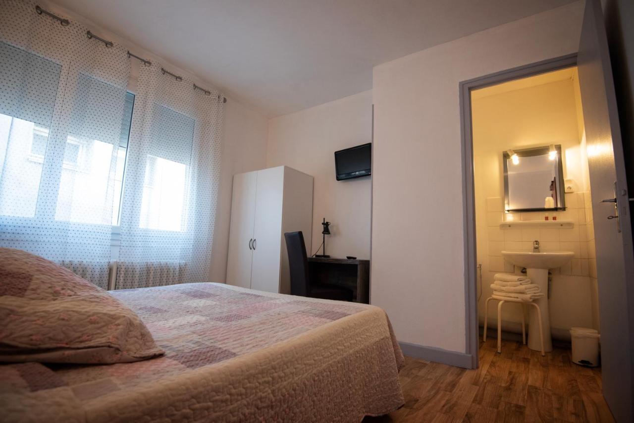 Hotel Restaurant Saint-Benoit Gueugnon المظهر الخارجي الصورة